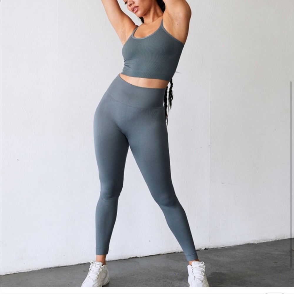 Set Active Sculpflex Legging in Slate